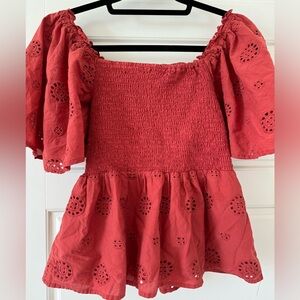 Q + A Los Angeles short sleeve top